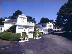 ShoreWay Acres Resort Inn
