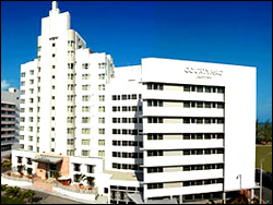 Courtyard Miami Beach Oceanfront