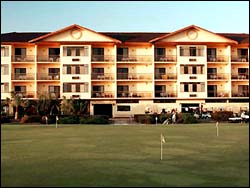 Quality Inn & Suites Golf Resort