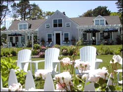 A little Inn on Pleasant Bay